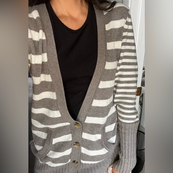 Oversized stripped grandpa cardigan - Picture 3 of 4